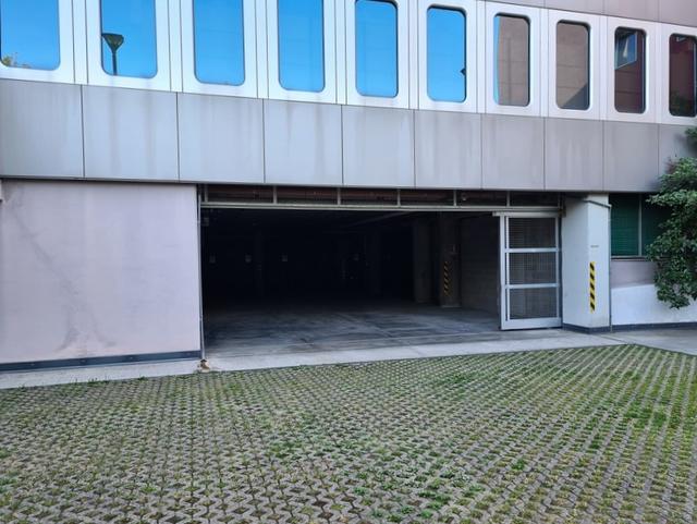 #14171 Uffici e posti auto in complesso condominiale in vendita - foto 4