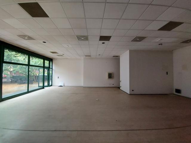 #14220 Negozio con deposito e autorimessa in vendita - foto 2