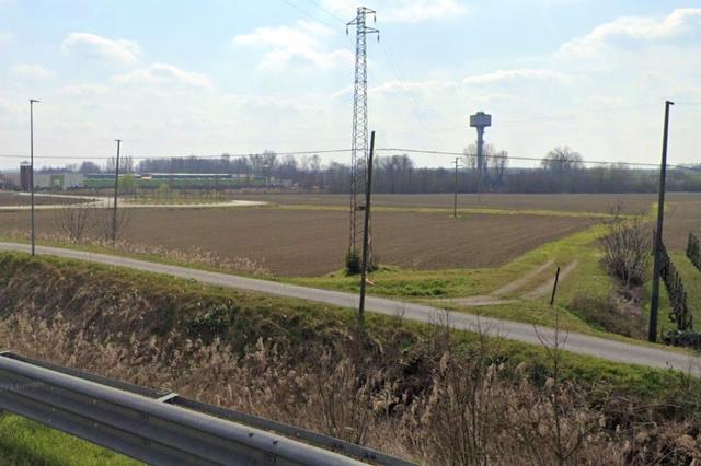 #14440 Parco commerciale con locali grezzi e terreni in vendita - foto 13