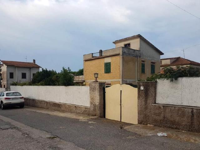 Ville in vendita