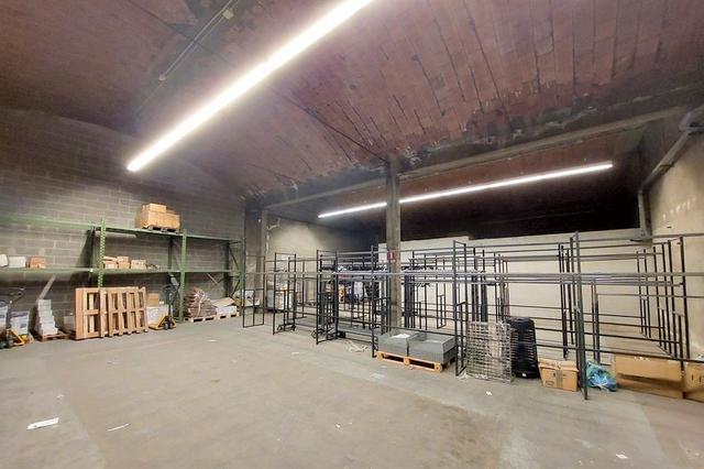 #14495 Complesso commerciale con depositi esterni in vendita - foto 12