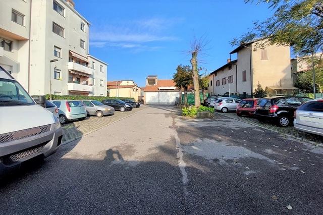 #14496 Negozio e ampio parcheggio in centro storico in vendita - foto 10