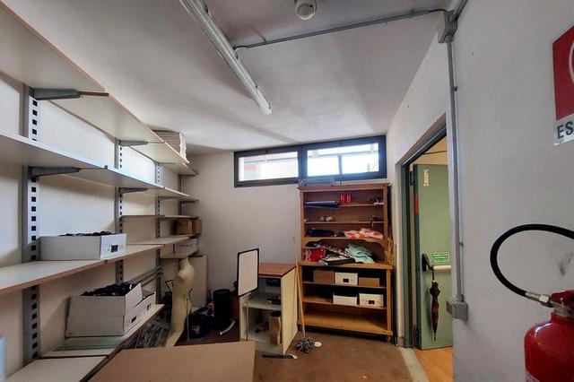 #14497 Complesso commerciale e ampio parcheggio in vendita - foto 5