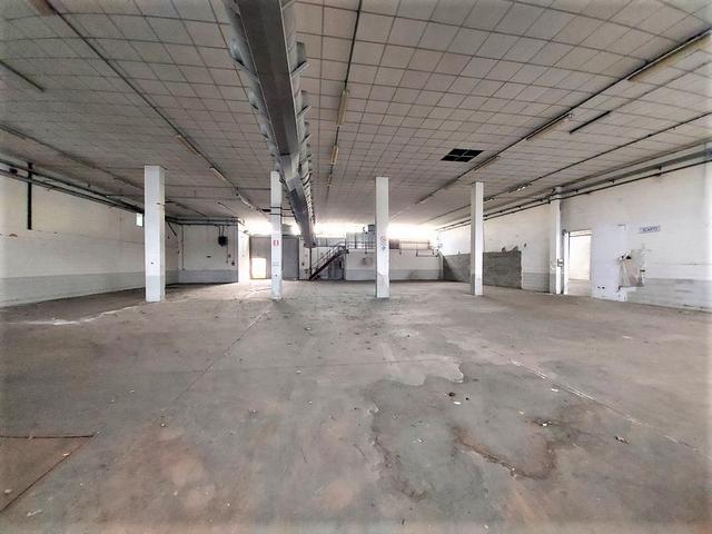 #14686 Complesso industriale con 2 capannoni e pertinenze in vendita - foto 9