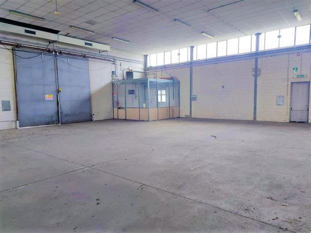#14686 Complesso industriale con 2 capannoni e pertinenze in vendita - foto 12
