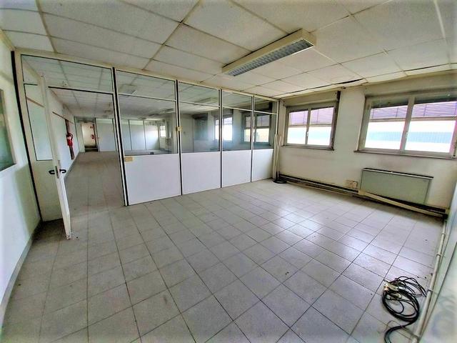 #14686 Complesso industriale con 2 capannoni e pertinenze in vendita - foto 18