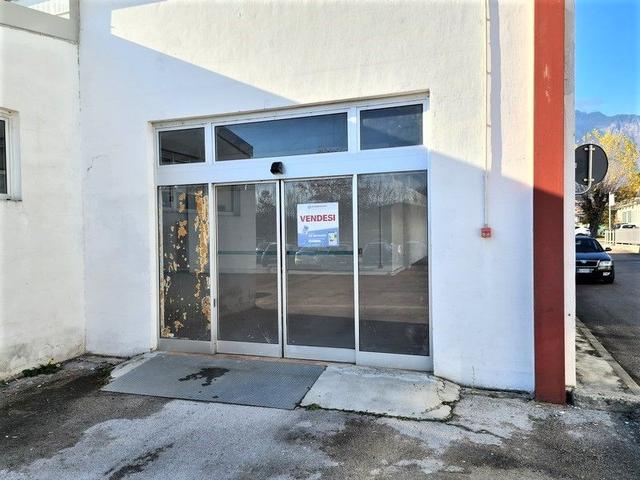 #14687 Porzione di capannone ad uso commerciale in vendita - foto 4