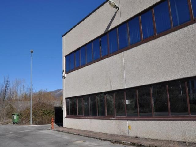 #14725 Capannone industriale con area di pertinenza in vendita - foto 12