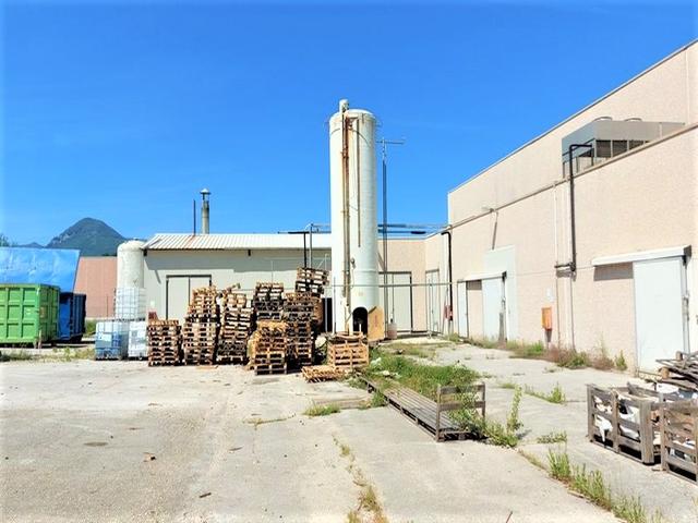 #14738 Capannone industriale con area di pertinenza in vendita - foto 6