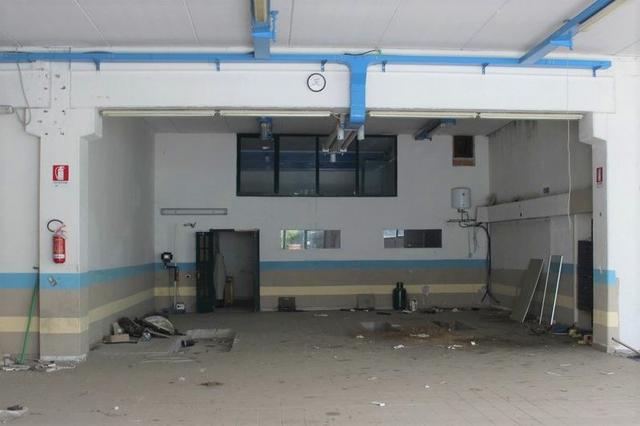 Laboratori in vendita