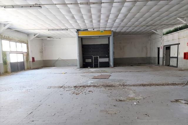 #14792 Complesso da ristrutturare con showroom in vendita - foto 17