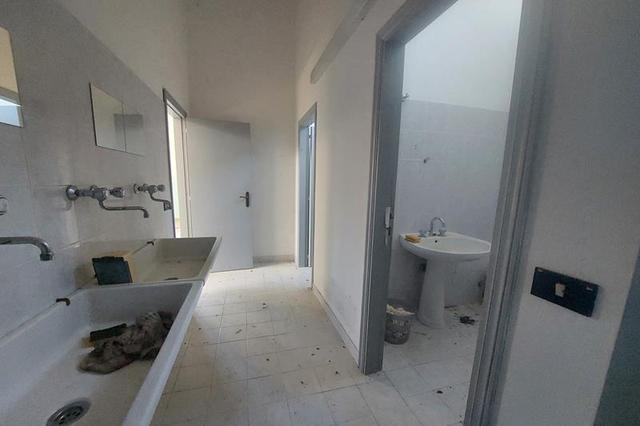 #14842 Locale artigianale in duplex con pertinenze in vendita - foto 14