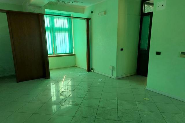 #14854 Ufficio al piano secondo con terrazzo in vendita - foto 10