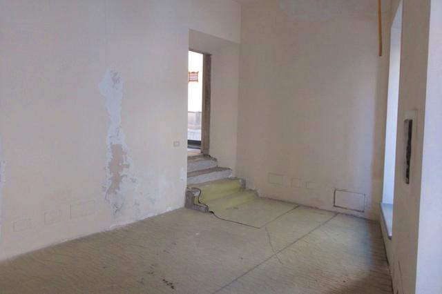 #14873 Negozio in palazzo storico monumentale in vendita - foto 5