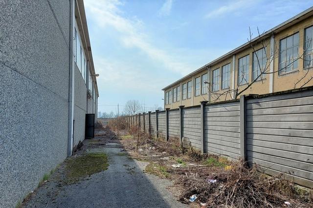 #14897 Capannone a magazzino e corte privata in vendita - foto 9