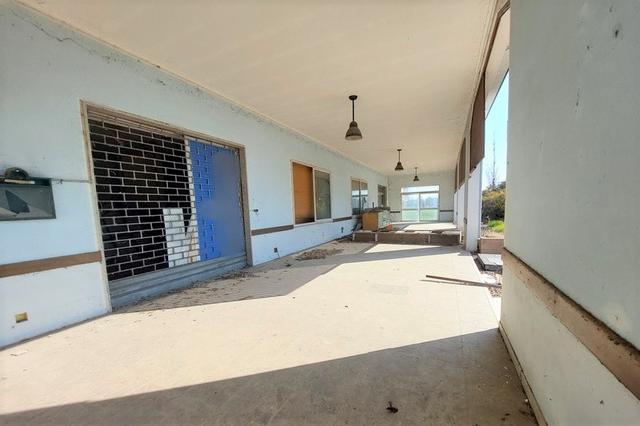 #14914 Albergo da ristrutturare e terreno sportivo in vendita - foto 2