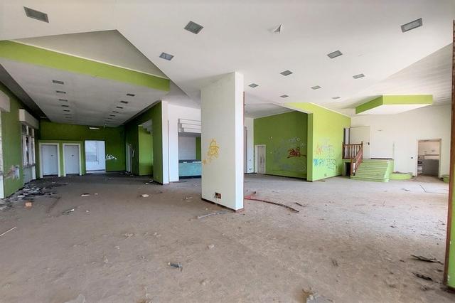 #14914 Albergo da ristrutturare e terreno sportivo in vendita - foto 6