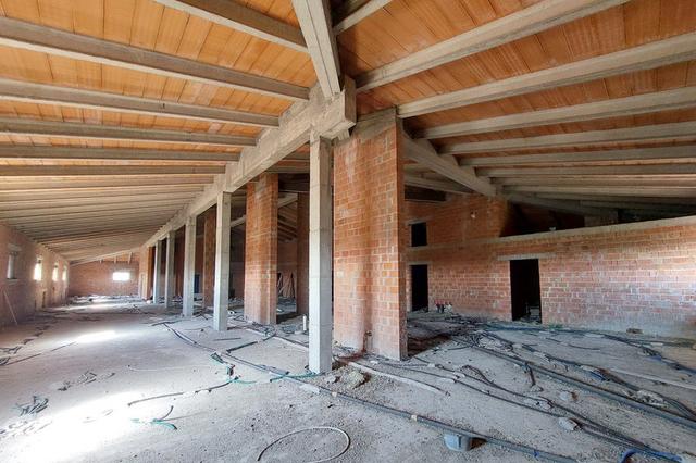 #14914 Albergo da ristrutturare e terreno sportivo in vendita - foto 15