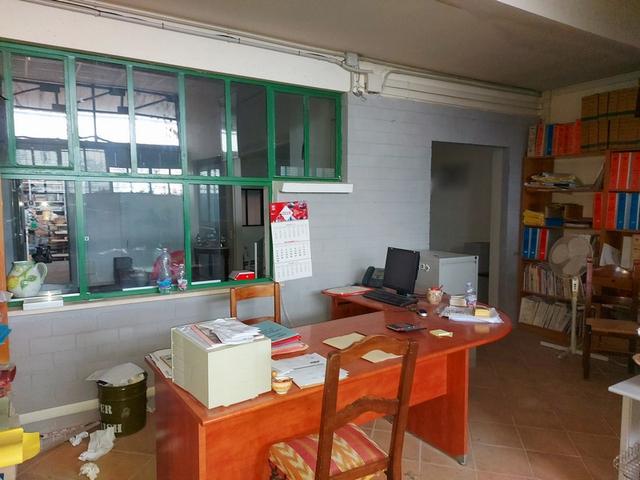 #14920 Laboratorio artigianale con corte esclusiva in vendita - foto 3
