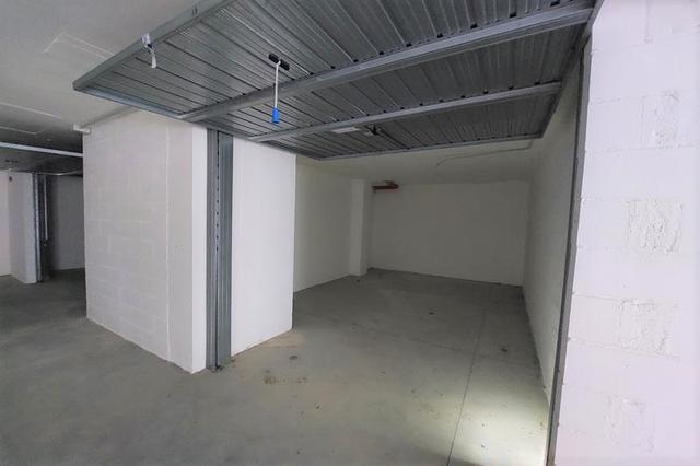 Garage in vendita