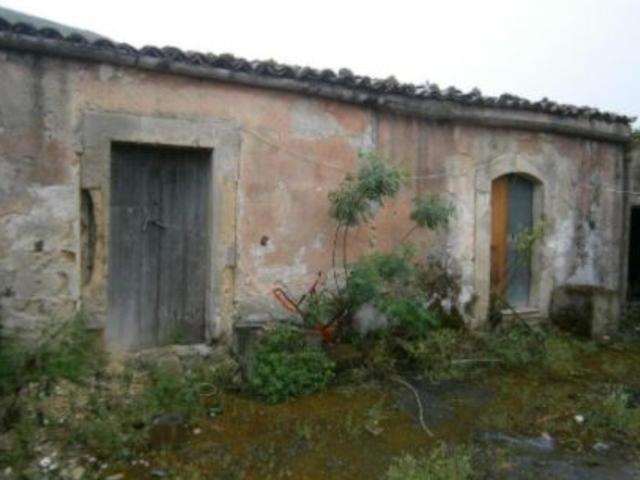 #14941 Terreni con annesso fabbricato agricolo in vendita - foto 2