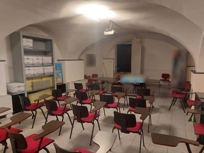 Studi privati e Laboratori in vendita