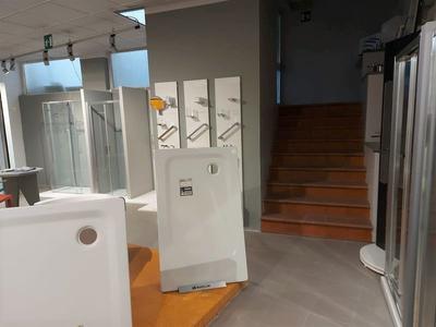 Negozi in vendita