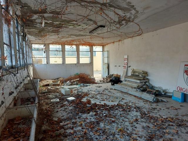 #15161 Palazzina artigianale in stato di abbandono in vendita - foto 6