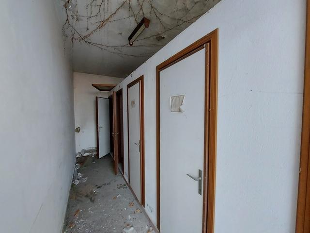 Laboratori in vendita