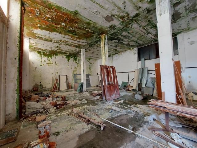 #15161 Palazzina artigianale in stato di abbandono in vendita - foto 8