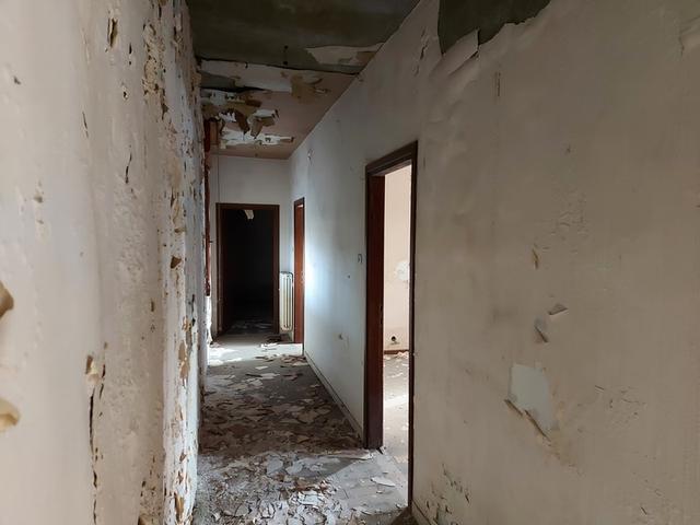 Laboratori in vendita