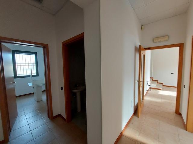 #15165 Palazzina direzionale in vendita - foto 6