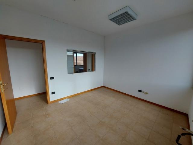 #15165 Palazzina direzionale in vendita - foto 16