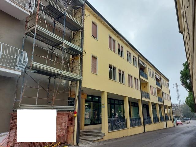 Studi privati in vendita