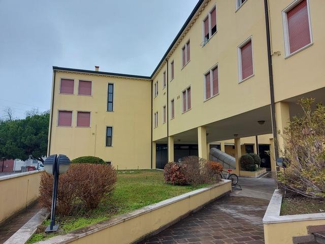 Studi privati in vendita
