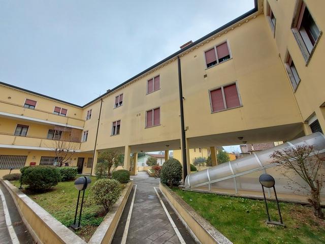 Studi privati in vendita