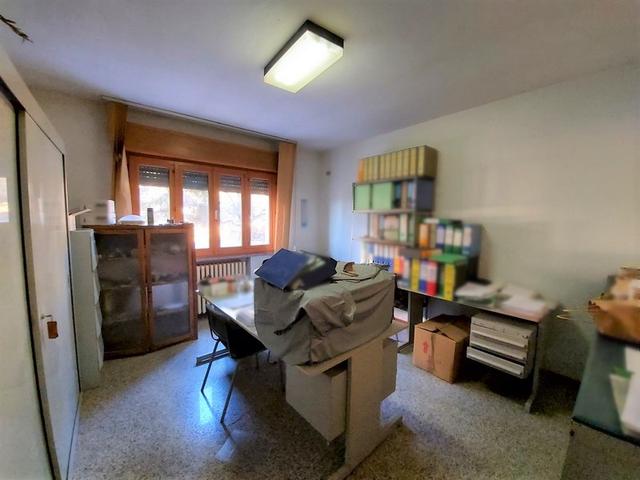 Fabbricati industriali in vendita