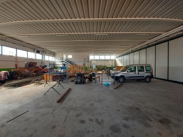 #15200 Capannone artigianale in vendita - foto 8