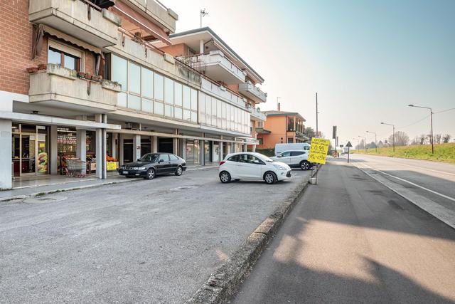 #15203 Due negozi in fabbricato condominiale in vendita - foto 16