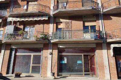Capannoni artigianali in vendita