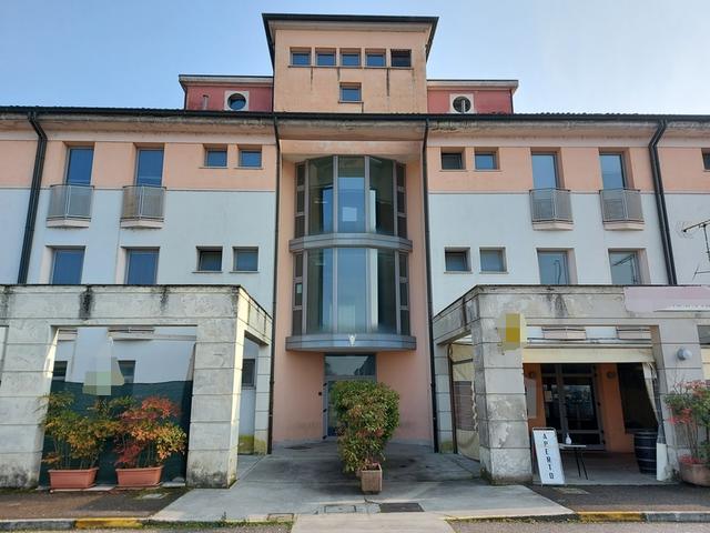 #15352 Porzione di fabbricato adibita a uffici in vendita - foto 11