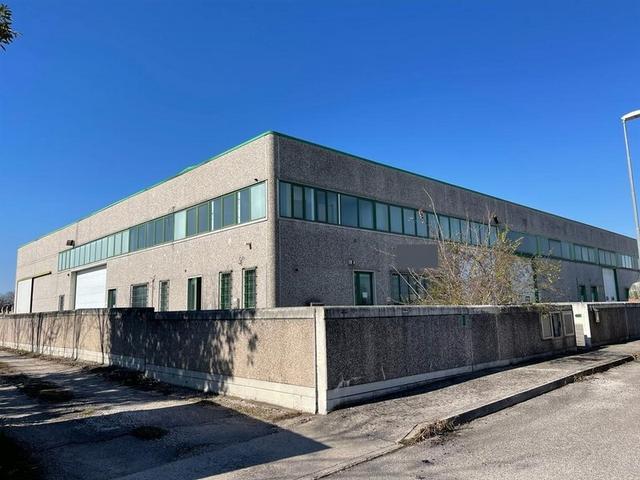 #15383 Due porzioni di capannone industriale adiacenti in vendita - foto 10