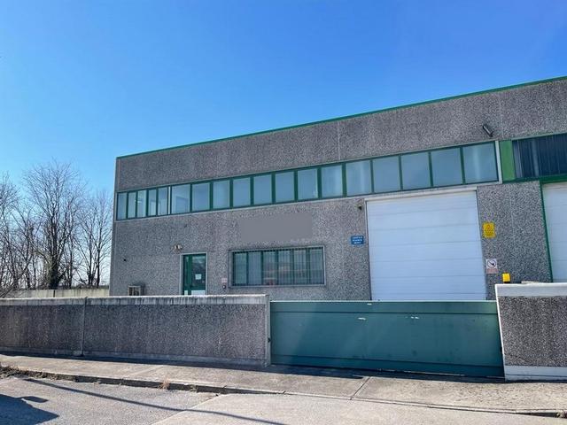 #15383 Due porzioni di capannone industriale adiacenti in vendita - foto 11