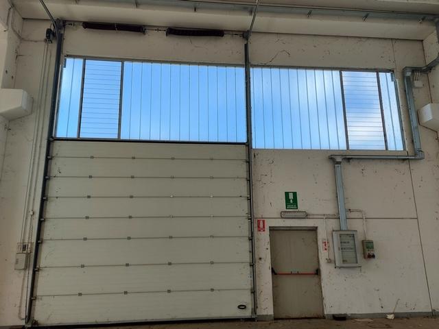 Laboratori in vendita