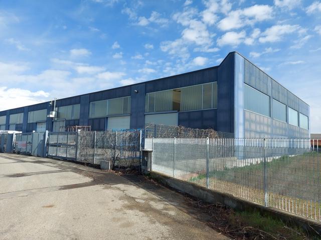 Laboratori in vendita