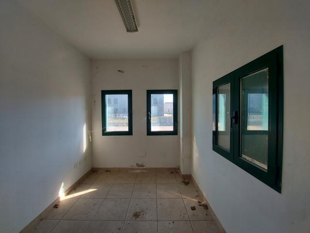 #15413 Due capannoni indipendenti adiacenti in vendita - foto 7