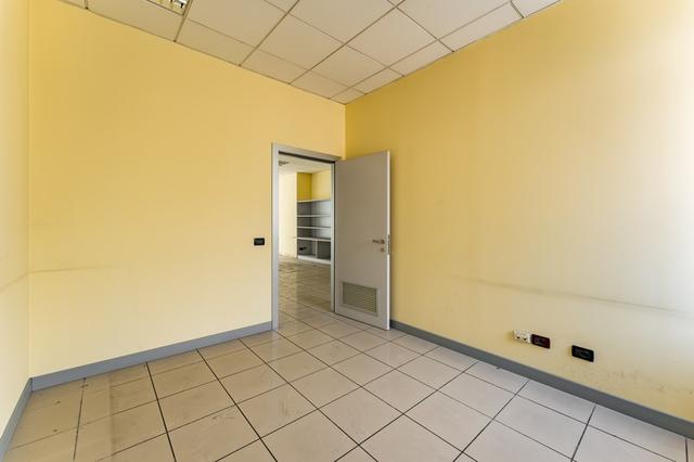 #15431 Negozio in complesso commerciale in vendita - foto 9
