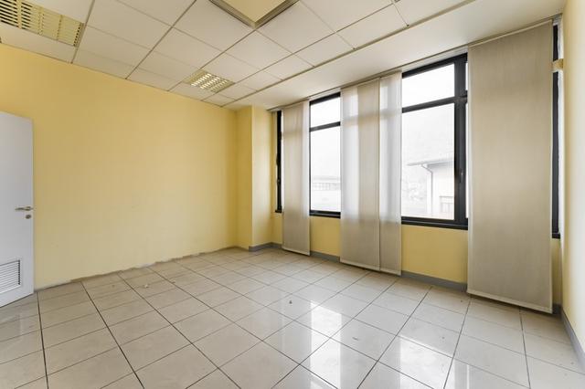 #15431 Negozio in complesso commerciale in vendita - foto 28