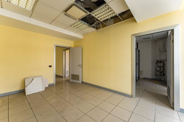 #15431 Negozio in complesso commerciale in vendita - foto 29