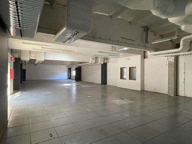 #15438 Porzione di capannone commerciale in vendita - foto 2